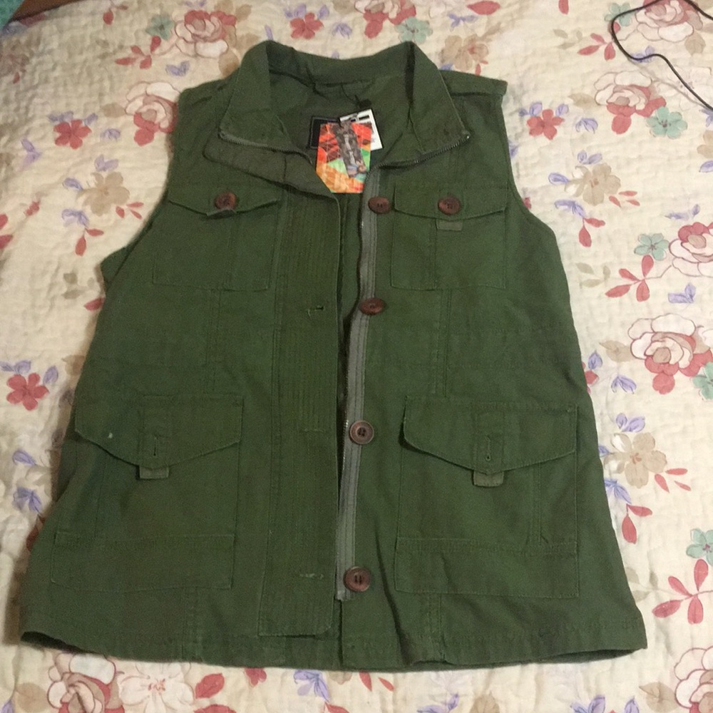 Green Sleeveless Vest